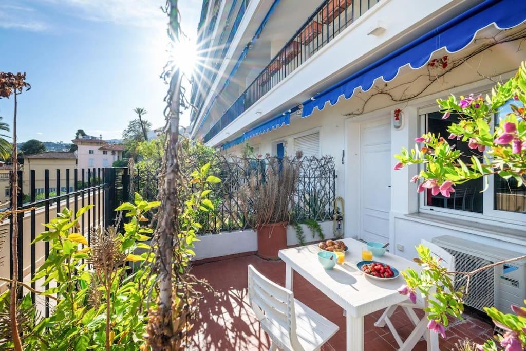 L'Oiseau Bleu - Terrasse - Parking Collectif - Climatisation Διαμέρισμα Μεντόν Εξωτερικό φωτογραφία