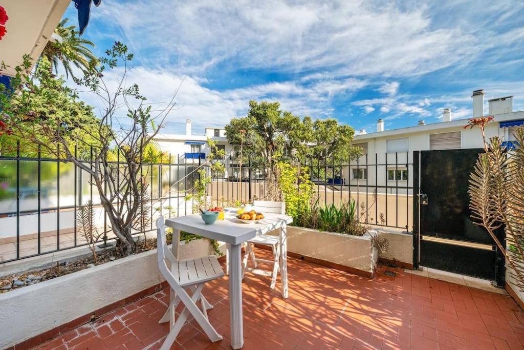 L'Oiseau Bleu - Terrasse - Parking Collectif - Climatisation Διαμέρισμα Μεντόν Εξωτερικό φωτογραφία
